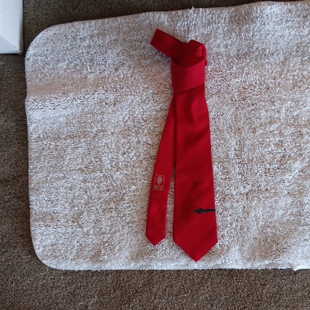 GUCCI MENS RED TIE